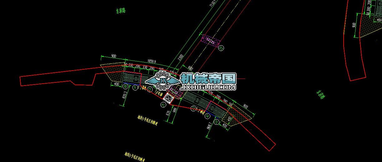 ���е�����